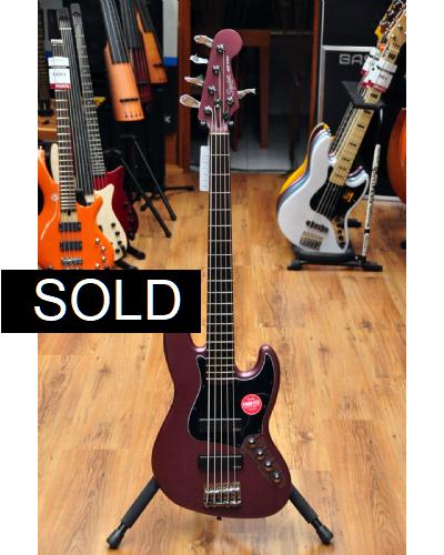 Squier Contemporary Active Jazz Bass V HH  Roasted Maple Fingerboard Burgundy Satin